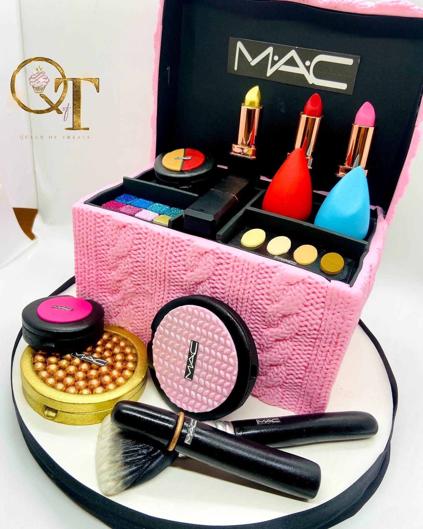 MAKE UP CASE CHOCOLATE COVERED APPLE TUTORIAL