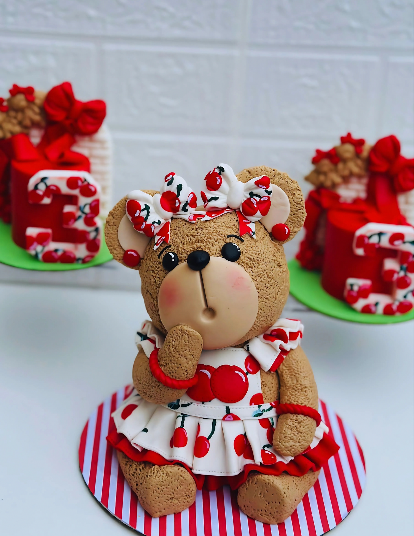 CHERRY GIRL BABY BEAR & OREO TUTORIAL