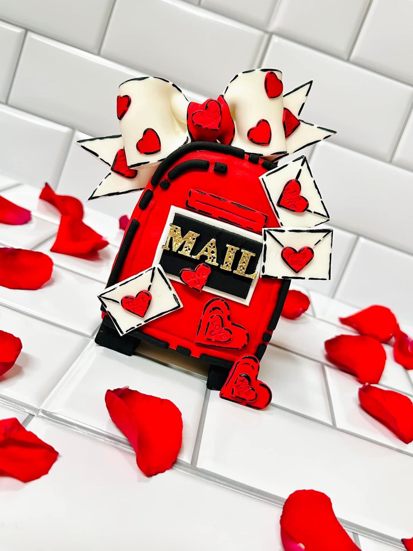 "LOVE" MAILBOX APPLE TUTORIAL