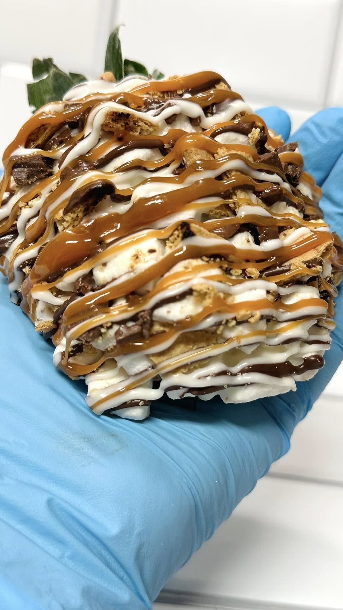 S'MORE STRAWBERRY TUTORIAL
