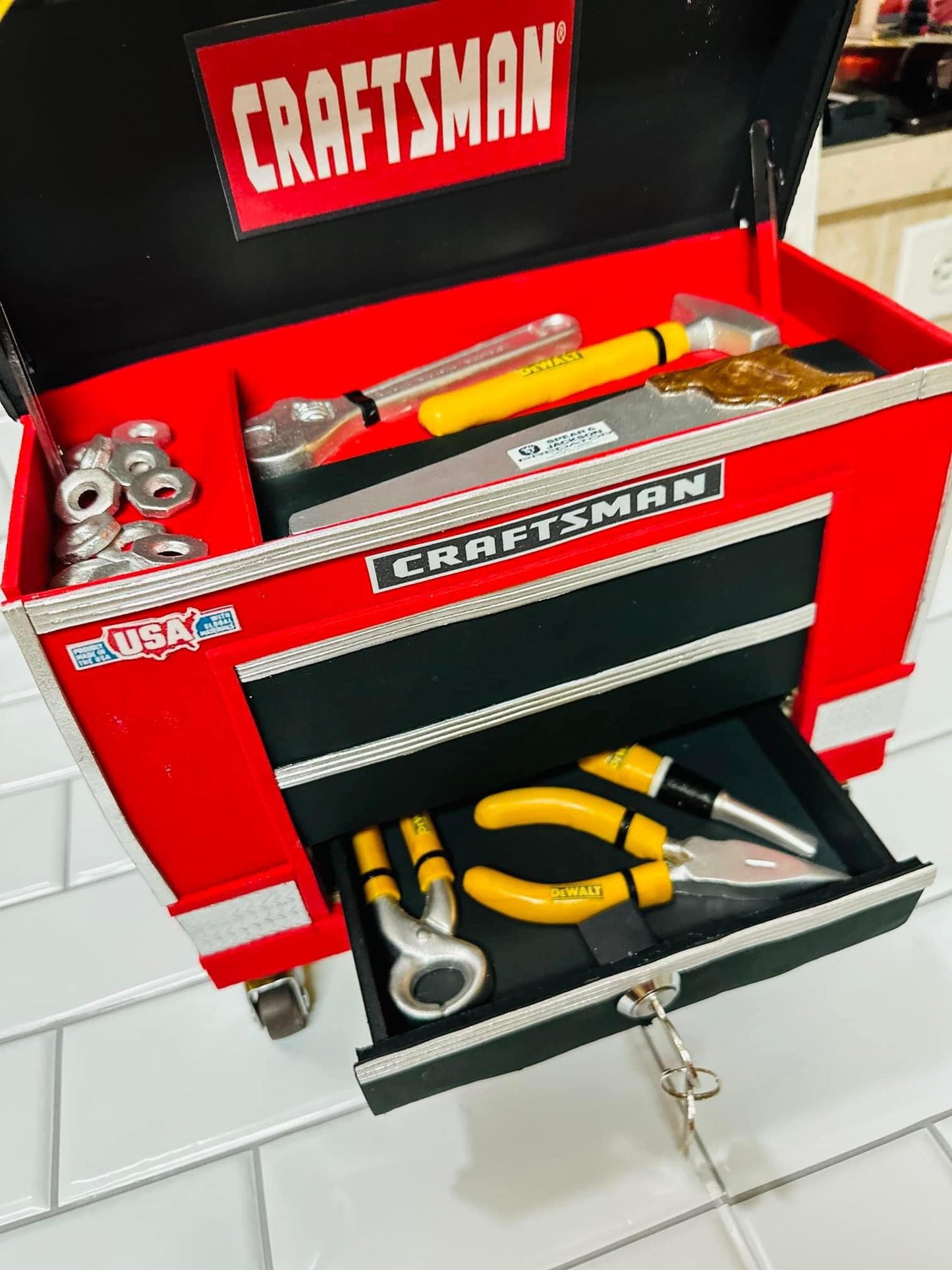 Tool Box Apple Tutorial