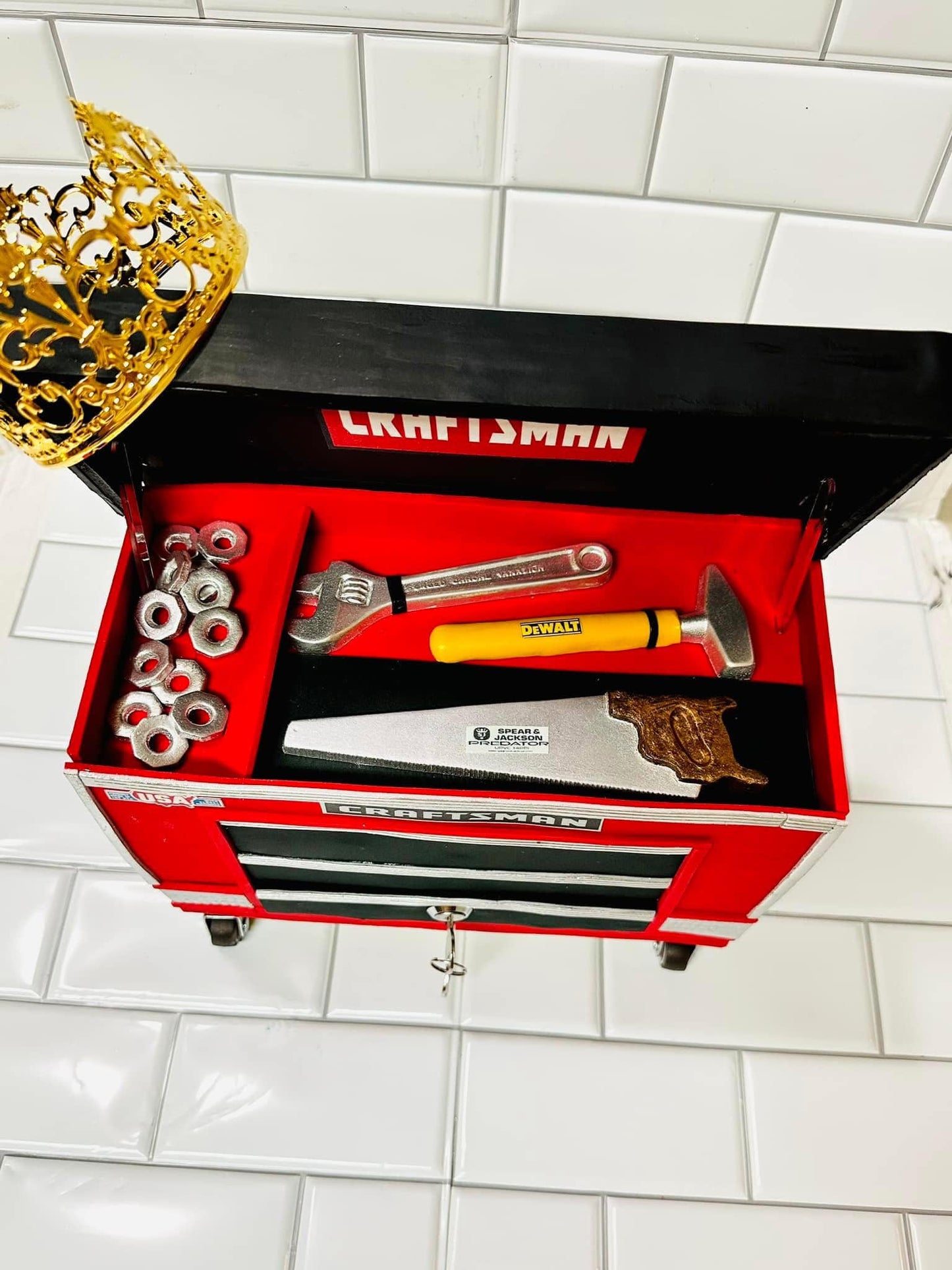 Tool Box Apple Tutorial
