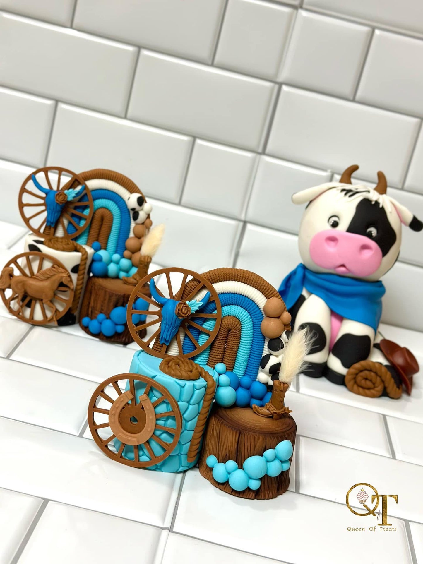 “COW” BOY APPLE & OREO SET