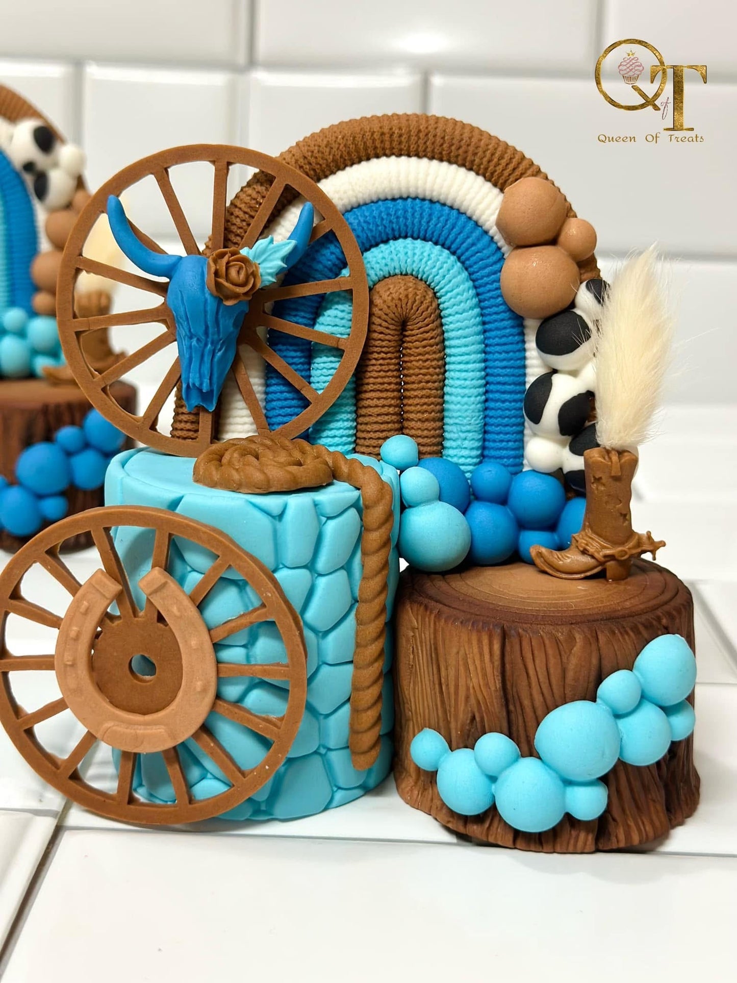 “COW” BOY APPLE & OREO SET