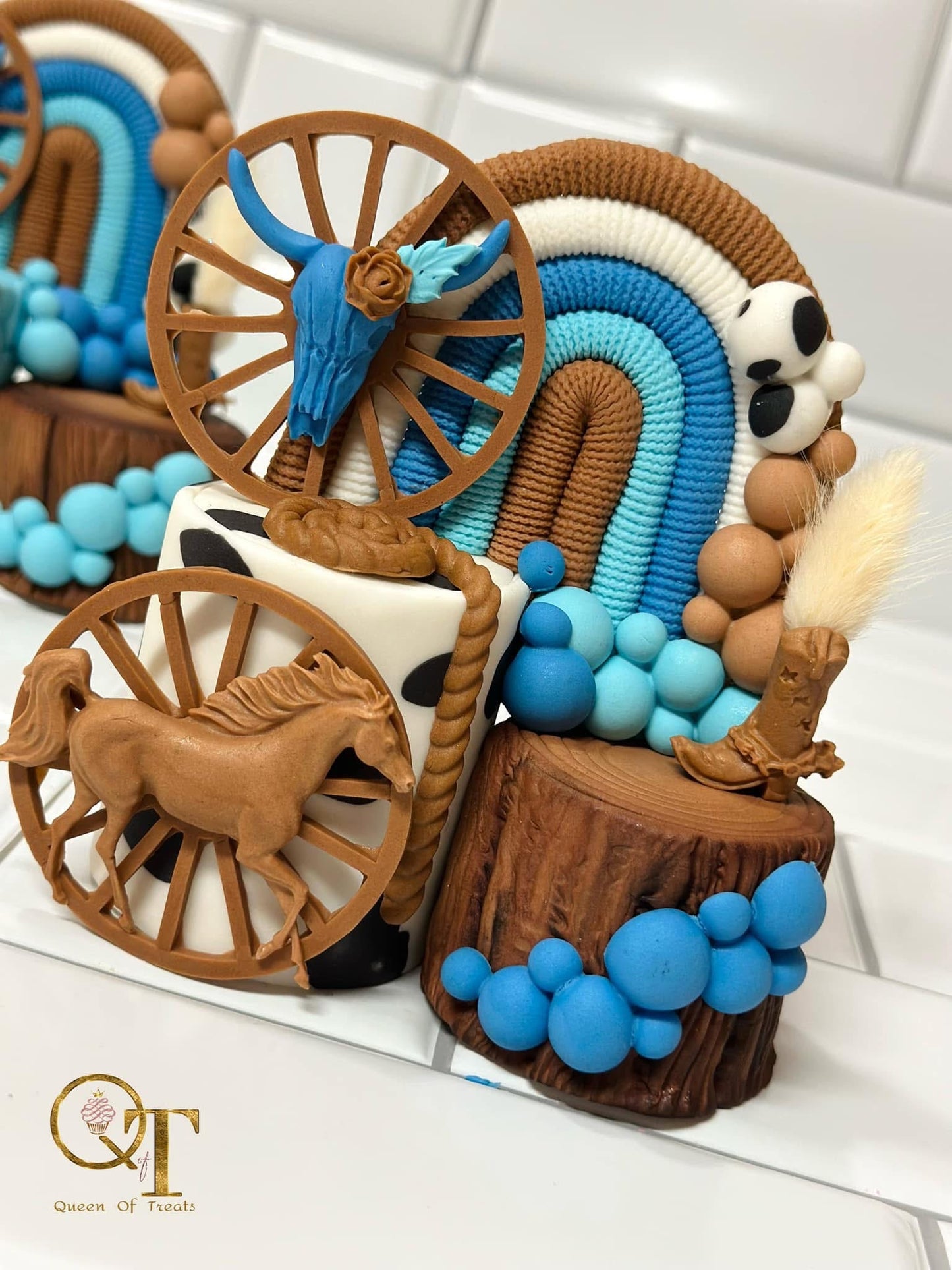 “COW” BOY APPLE & OREO SET